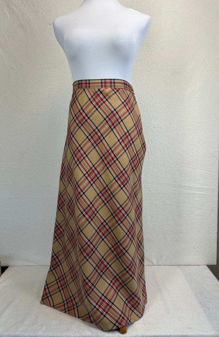 Sag Harbor Vintage 90's Tan and Red Plaid Maxi Skirt Elastic Waistband SZ 10